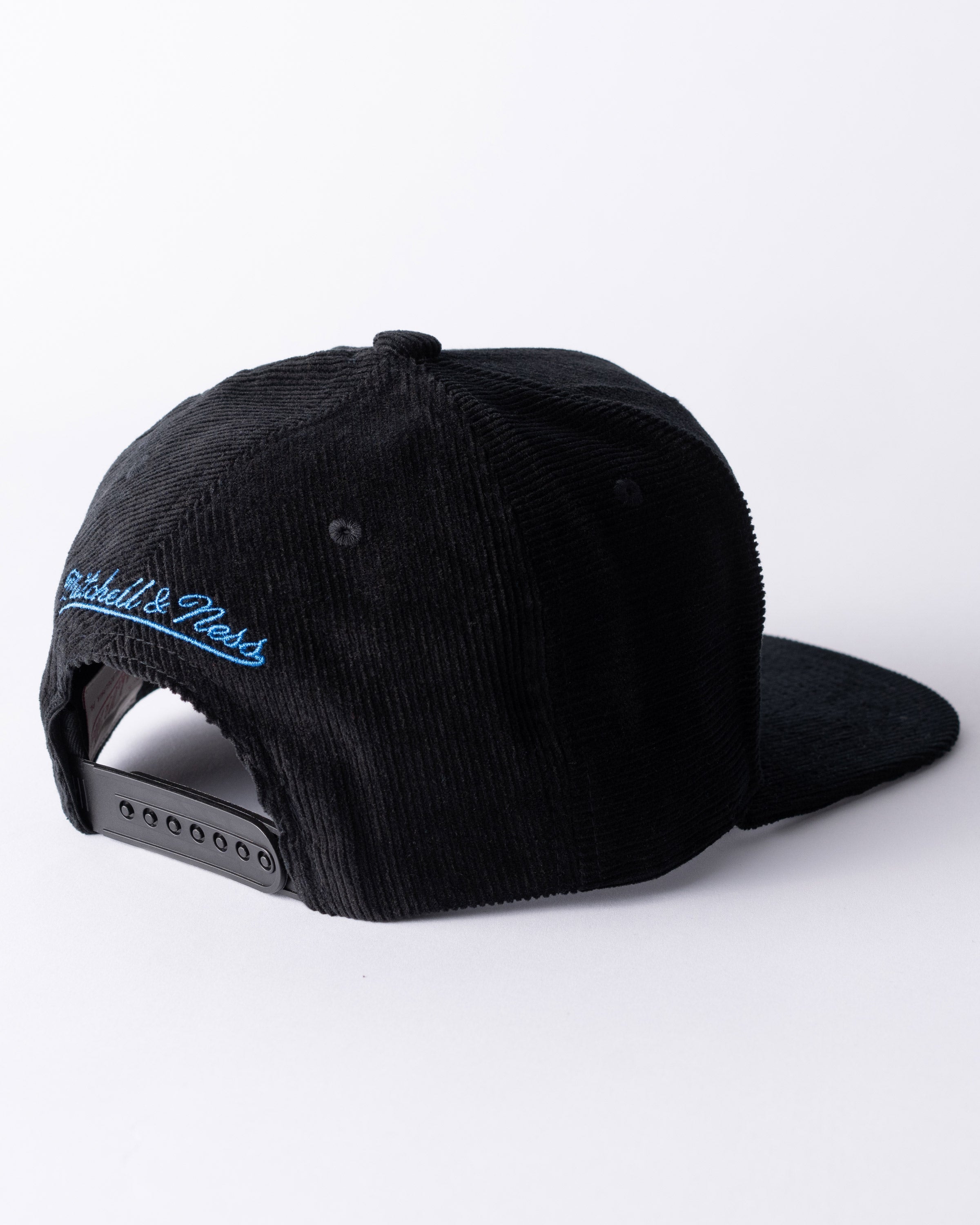 FALKEN X MITCHELL & NESS ALL DIRECTIONS SNAPBACK — BLACK