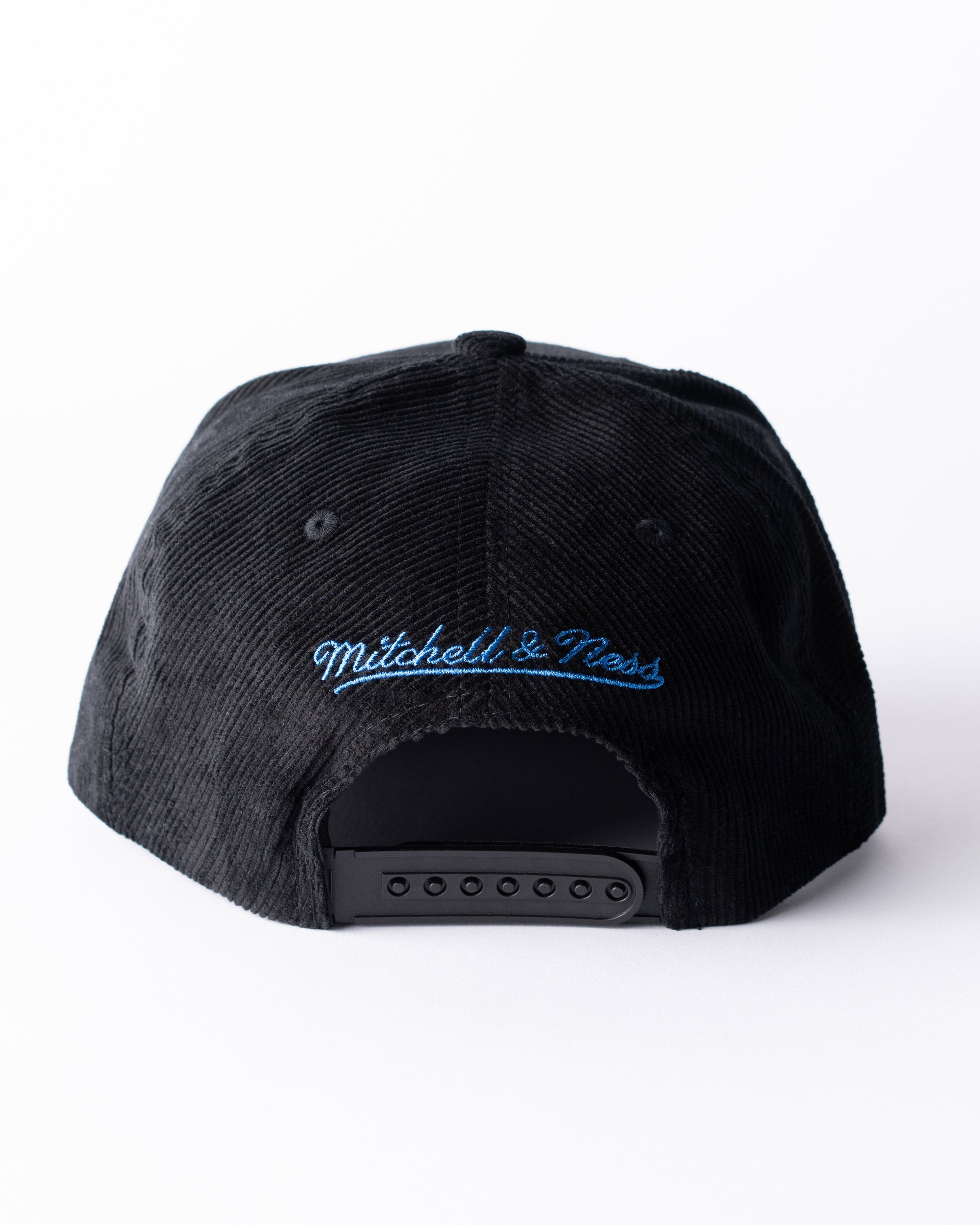 FALKEN X MITCHELL & NESS ALL DIRECTIONS SNAPBACK — BLACK